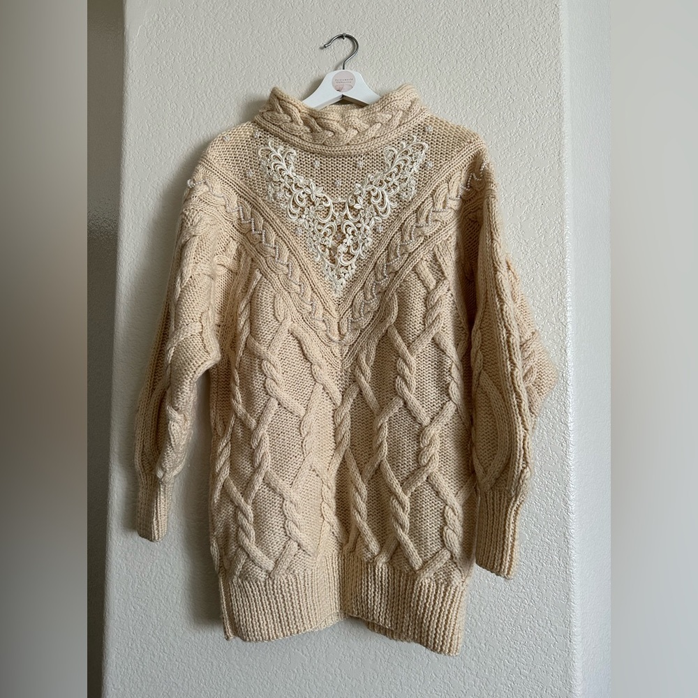 Vintage S.S.G. Catharine Lover Sweater Womens Medium Ivory Beaded wool sweater
